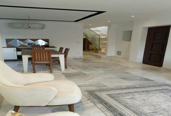 98831038 - Property Main Image