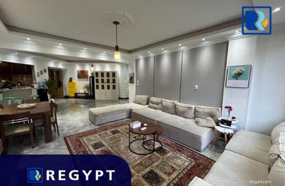 Apartment - 3 Bedrooms - 2 Bathrooms for rent in Ahmed Heshmat St. - Zamalek - Cairo