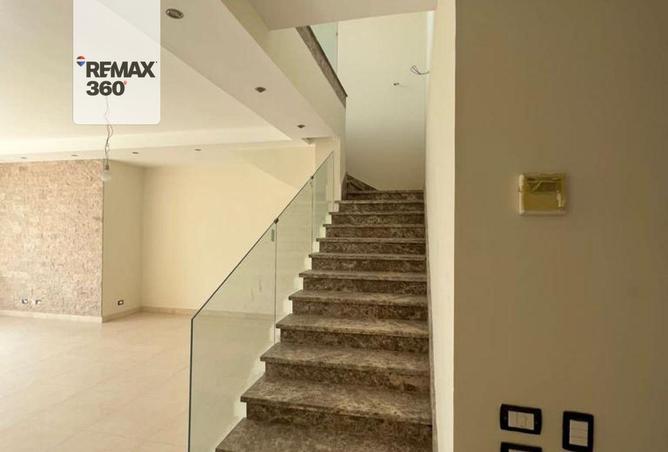 8593291 - Property Image 2