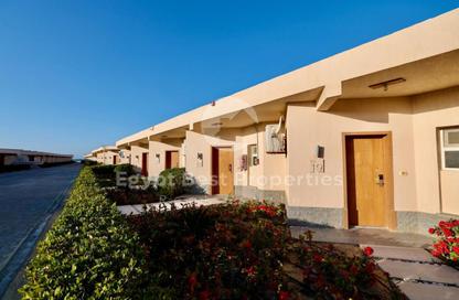 Chalet - 3 Bedrooms - 4 Bathrooms for sale in Direction White - Ras Al Hekma - North Coast