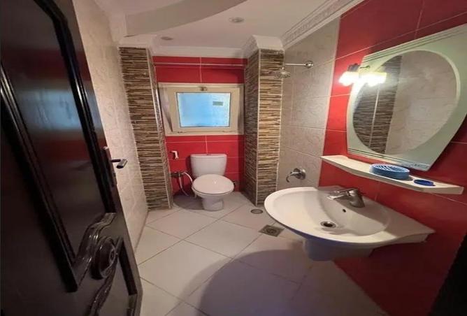 8652235 - Property Image 2