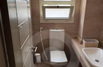 Apartment - 3 Bedrooms - 3 Bathrooms for sale in New Giza - Cairo Alexandria Desert Road - 6 October City - Giza