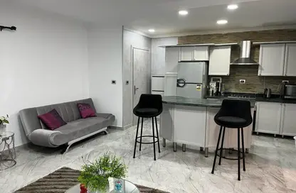 Apartment - 2 Bedrooms - 1 Bathroom for rent in El Rehab Extension - Al Rehab - New Cairo City - Cairo