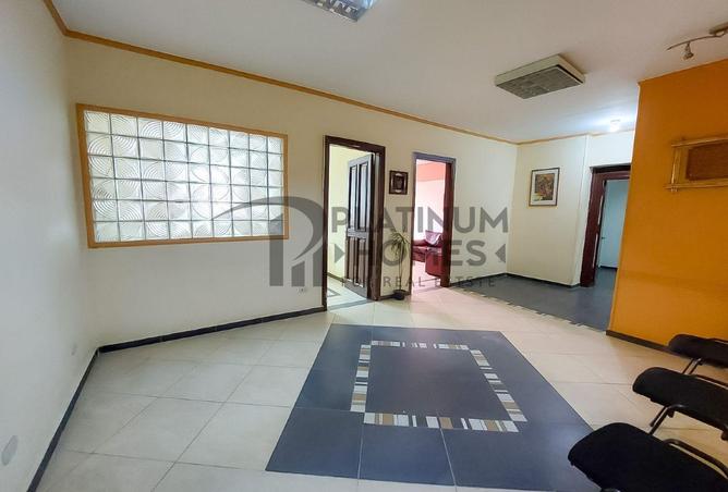 67218035 - Property Image 2