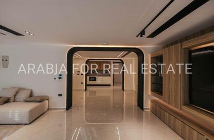 Villa - 5 - 7 for sale in Swan Lake Residence - 5th Settlement Compounds - The 5th Settlement - New Cairo City - Cairo