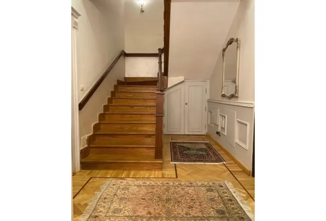 121151906 - Property Image 3