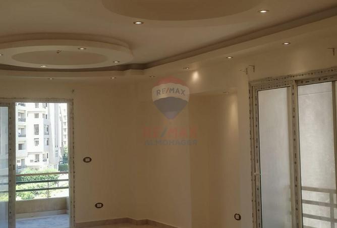 102907870 - Property Main Image
