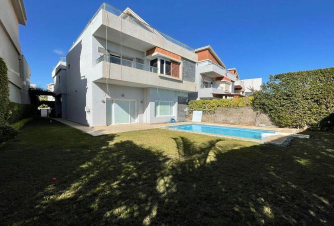 8618364 - Property Image 2