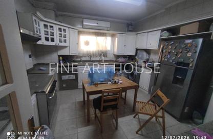 Apartment - 4 Bedrooms - 3 Bathrooms for sale in Street 206 - Degla - Hay El Maadi - Cairo