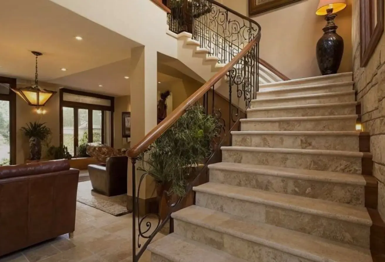 98825592 - Property Main Image