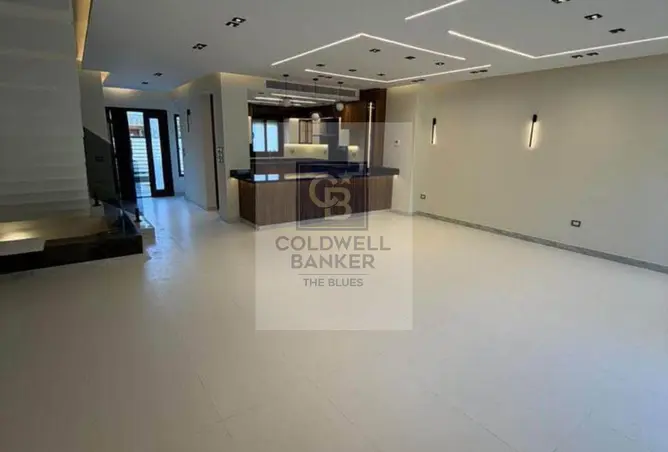 114900695 - Property Image 3