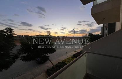 Apartment - 3 Bedrooms - 2 Bathrooms for sale in Galleria Moon Valley - South Investors Area - New Cairo City - Cairo Apartment - 3 Bedrooms - 2 Bathrooms for sale in Galleria Moon Valley - South Investors Area - New Cairo City - Cairo