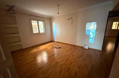 Apartment - 3 Bedrooms - 3 Bathrooms for rent in El Riada School St. - Smouha - Hay Sharq - Alexandria Apartment - 3 Bedrooms - 3 Bathrooms for rent in El Riada School St. - Smouha - Hay Sharq - Alexandria