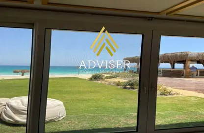 Chalet - 2 Bedrooms - 2 Bathrooms for sale in Ramla - Ras Al Hekma - North Coast