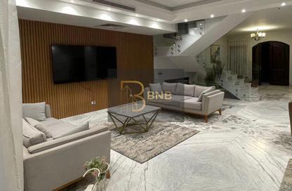 Villa - 5 Bedrooms - 5 Bathrooms for rent in Mountain View Hyde Park - 5th Settlement Compounds - The 5th Settlement - New Cairo City - Cairo