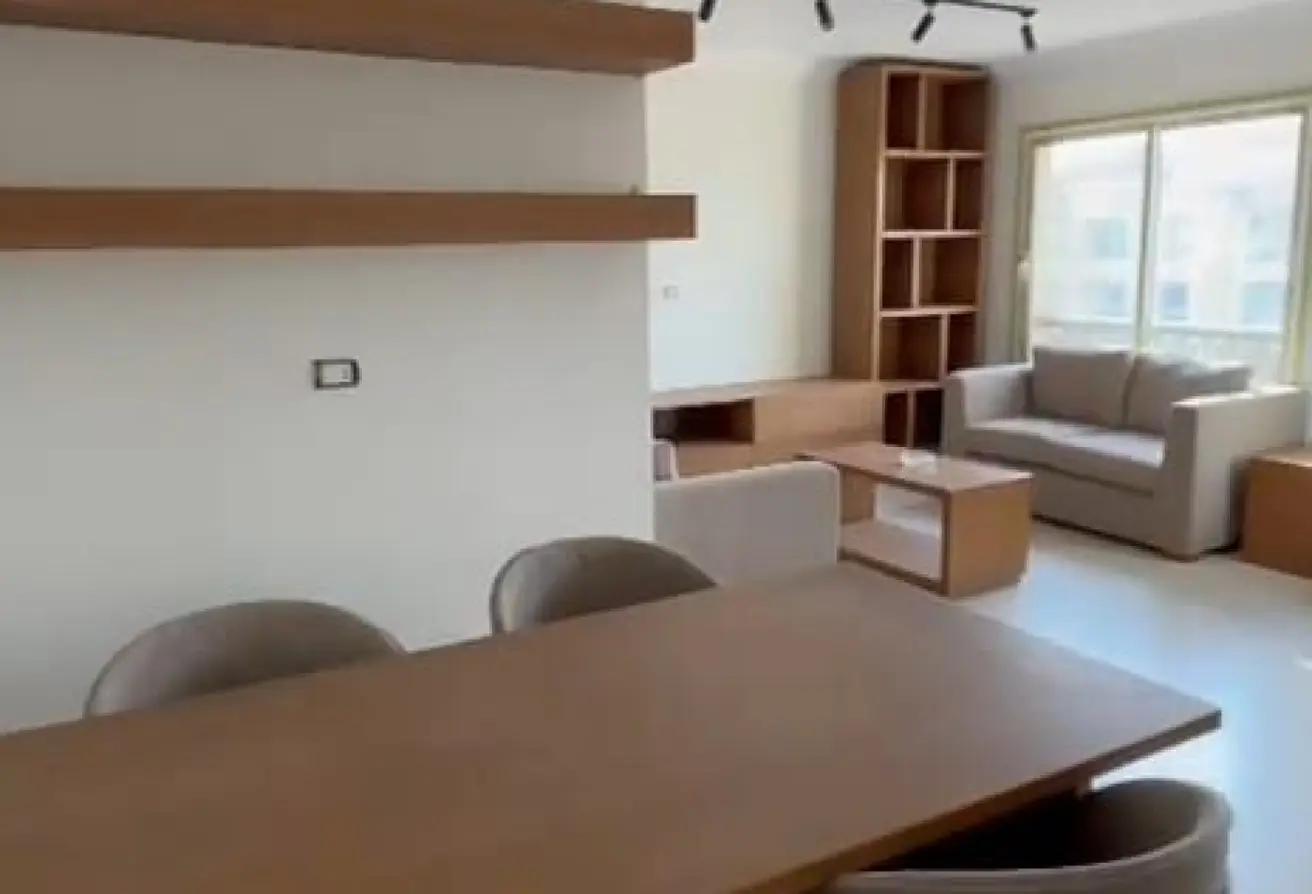97437900 - Property Main Image