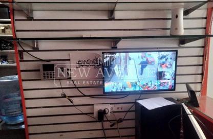 Retail - Studio - 1 Bathroom for sale in Nile St. - Dokki - Giza