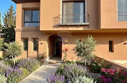 Townhouse - 3 Bedrooms - 3 Bathrooms for sale in Village West - Sheikh Zayed Compounds - Sheikh Zayed City - Giza