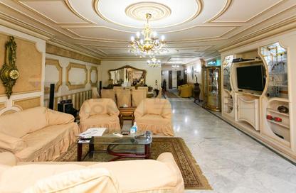 Apartment - 3 Bedrooms - 3 Bathrooms for sale in Saba Basha - Hay Sharq - Alexandria