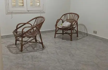 Apartment - 2 Bedrooms - 1 Bathroom for rent in Hassan Ma'moon St. - 6th Zone - Nasr City - Cairo