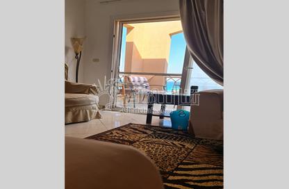 شاليه - 3 - 2 للبيع في امباير ريزورت - العين السخنة - السويس