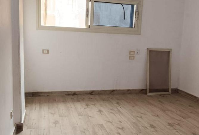 8709037 - Property Image 2