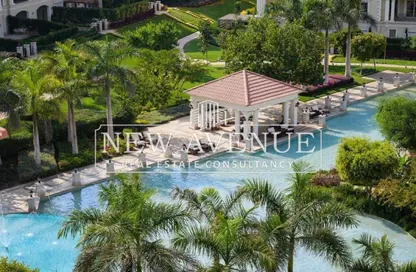 Apartment - 2 Bedrooms - 2 Bathrooms for sale in Regent's Square - 5th Settlement Compounds - The 5th Settlement - New Cairo City - Cairo