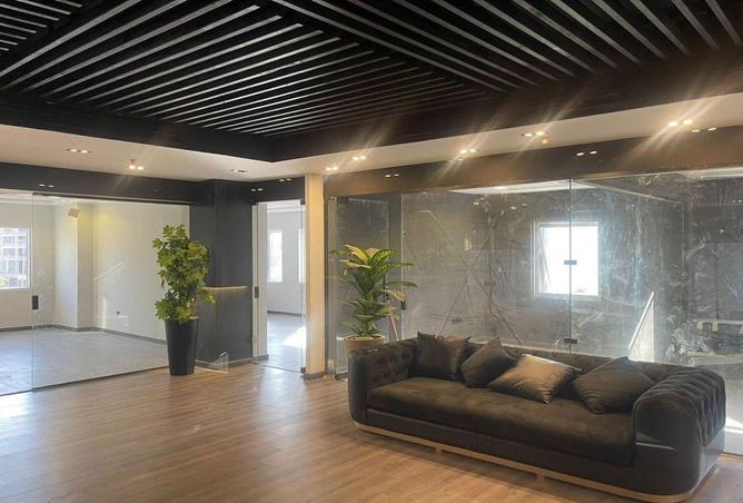 69573120 - Property Image 3