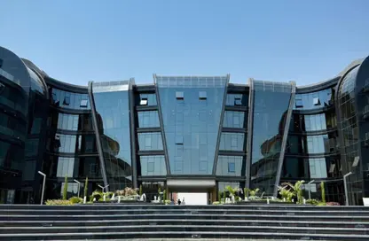 Office Space - 5 Bedrooms - 2 Bathrooms for rent in Golden Gate - South Teseen St. - The 5th Settlement - New Cairo City - Cairo