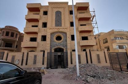 شقة - 5 غرف نوم - 3 حمامات للبيع في شارع الكاميليا - غرب سوميد - مدينة 6 أكتوبر - الجيزة