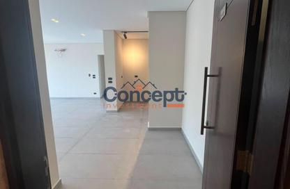 Apartment - 3 - 2 for sale in Eastown - 5th Settlement Compounds - The 5th Settlement - New Cairo City - Cairo