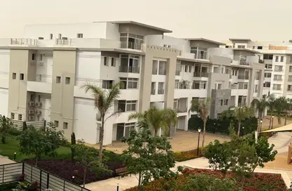 Apartment - 3 Bedrooms - 3 Bathrooms for sale in Garden Residence - Hyde Park - New Cairo City - Cairo