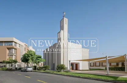 Duplex - 3 Bedrooms - 4 Bathrooms for sale in Granda - 5th District - Shorouk City - Cairo