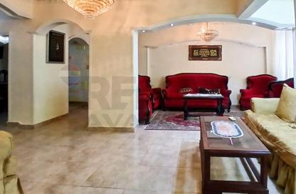 Apartment - 2 Bedrooms - 2 Bathrooms for sale in Laurent - Hay Sharq - Alexandria