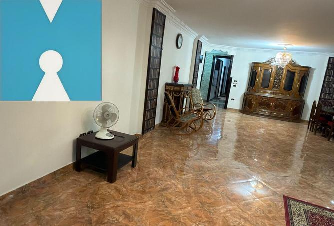 Apartment for sale in Hadayek Al Ahram, 250 meter