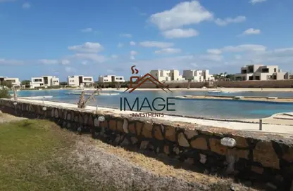 شاليه - 2 غرف نوم - 3 حمامات للبيع في هاسييندا باي - سيدي عبد الرحمن - الساحل الشمالي