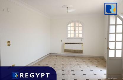 Office Space - Studio - 2 Bathrooms for rent in Degla Square - Degla - Hay El Maadi - Cairo