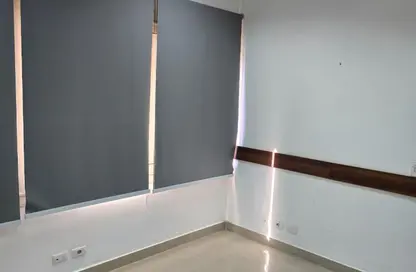 مساحات مكتبية - 4 غرف نوم - 1 حمام للايجار في اجورا زايد - شارع الشباب - الشيخ زايد - الجيزة