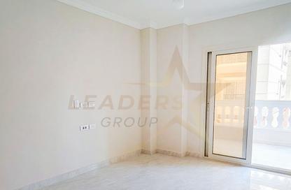 Apartment - 3 Bedrooms - 3 Bathrooms for rent in Sawary - Alexandria Compounds - Alexandria Apartment - 3 Bedrooms - 3 Bathrooms for rent in Sawary - Alexandria Compounds - Alexandria