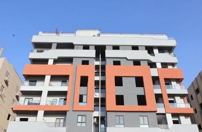 Apartment - 3 Bedrooms - 2 Bathrooms for sale in Al Hadaba Al Wosta - Mokattam - Cairo