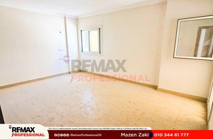 شقة - 3 غرف نوم - 2 حمامات للايجار في في صوارى - ووترفرونت - صوارى - كمبوندات الاسكندرية - الاسكندرية