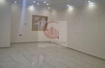 Apartment - 3 Bedrooms - 2 Bathrooms for rent in Al Narges 2 - Al Narges - New Cairo City - Cairo