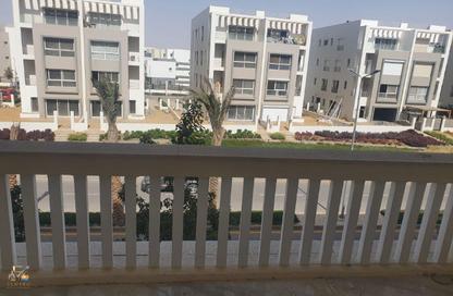 Apartment - 2 Bedrooms - 2 Bathrooms for rent in Centerville - Hyde Park - New Cairo City - Cairo