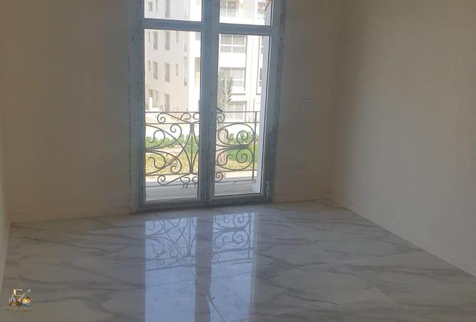 104036032 - Property Image 2