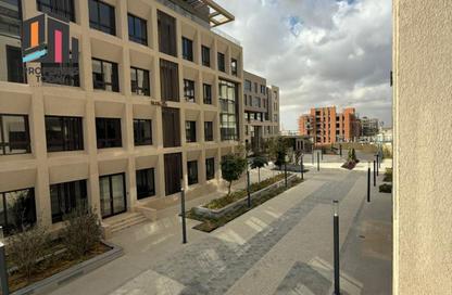 Office Space - 3 Bedrooms - 1 Bathroom for sale in District 5 - 5th Settlement Compounds - The 5th Settlement - New Cairo City - Cairo