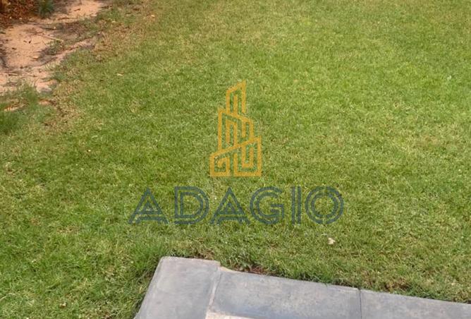 102069194 - Property Image 2
