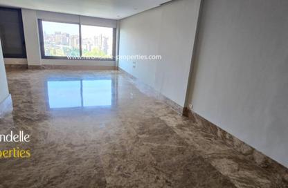 Apartment - 4 Bedrooms - 4 Bathrooms for rent in Hassan Assem St. - Zamalek - Cairo Apartment - 4 Bedrooms - 4 Bathrooms for rent in Hassan Assem St. - Zamalek - Cairo