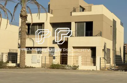 Villa - 6 Bedrooms - 7 Bathrooms for sale in Palm Hills New Cairo - 5th Settlement Compounds - The 5th Settlement - New Cairo City - Cairo