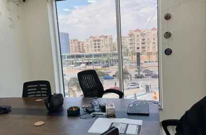 مساحات مكتبية - 5 غرف نوم - 2 حمامات للايجار في تريفيوم سكوير - شارع التسعين الشمالي - التجمع الخامس - مدينة القاهرة الجديدة - القاهرة