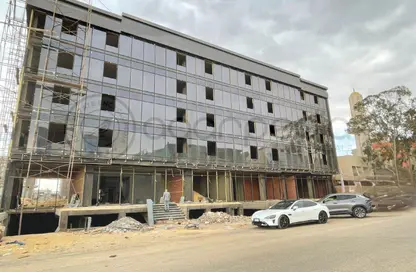 طابق كامل - استوديو - 4 حمامات للايجار في ان  90  بيزنس كومبلكس - شارع التسعين الشمالي - التجمع الخامس - مدينة القاهرة الجديدة - القاهرة
